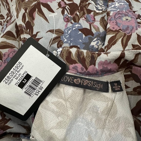 Love @ First Sight Floral Romper Medium Brand New Sleeveless Flowy Pleated Top P - Picture 3 of 15